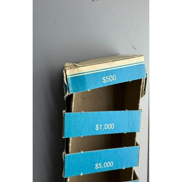 The Game of Life replacement CARD and MONEY Holder Vintage - Picture 2 of 3